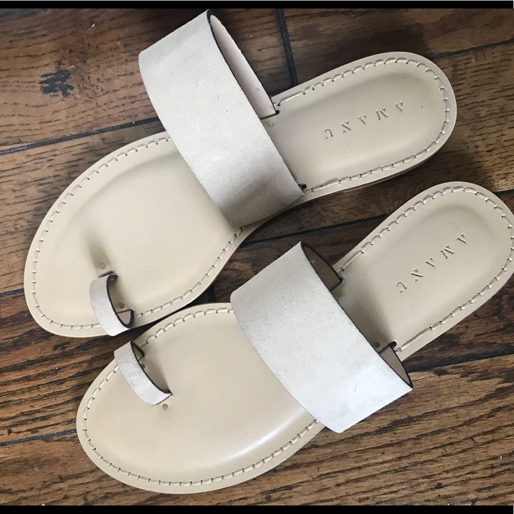 AMANU SANDALS